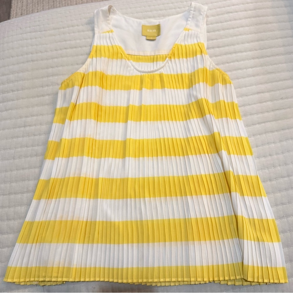 Anthropologie Maeve Yellow and White Pleated Sleeveless Top Size 8